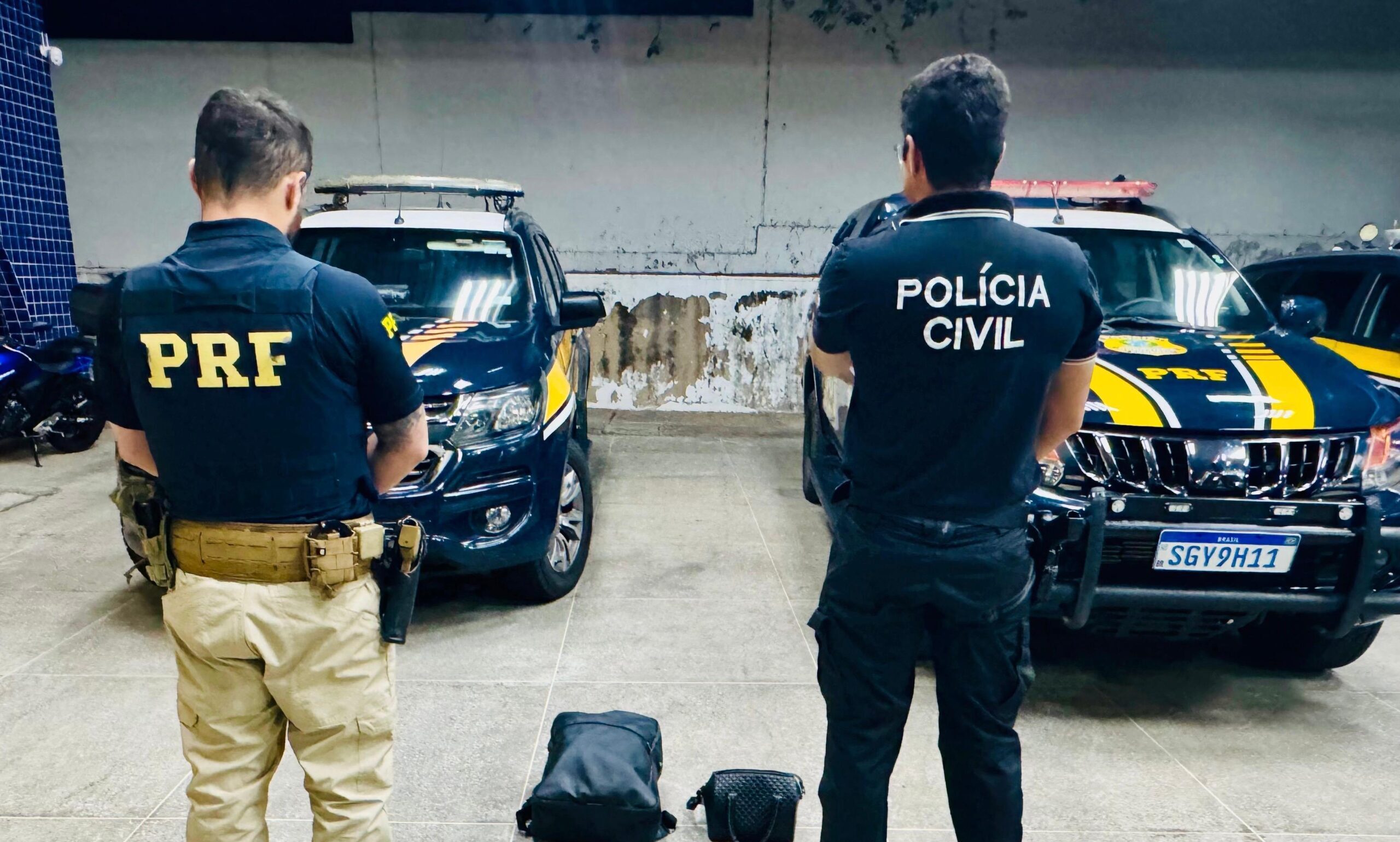 Mulher é presa com 5 kg de cocaína em ônibus durante abordagem policial em Milagres