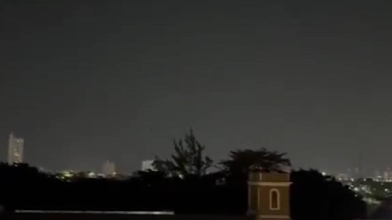 Facção criminosa comemora suposta tomada de bairro em Fortaleza com queima de fogos