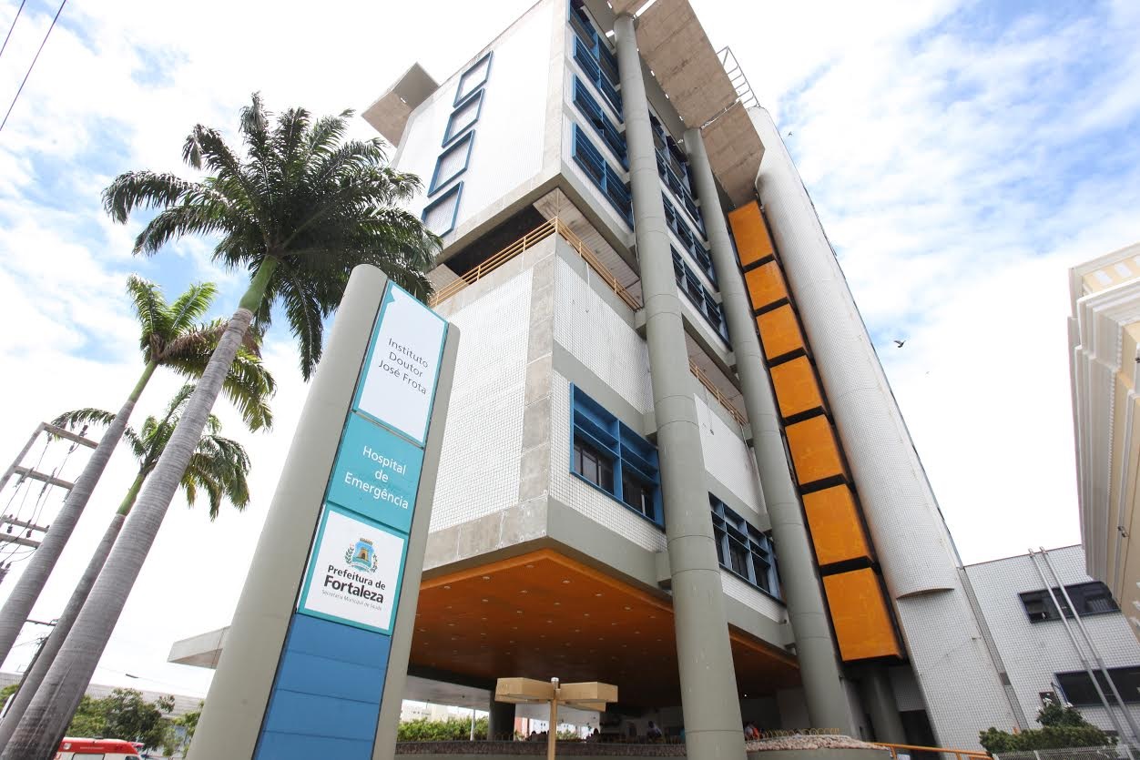 Criança baleada durante ataque em residencial no Jangurussu segue em estado grave no IJF