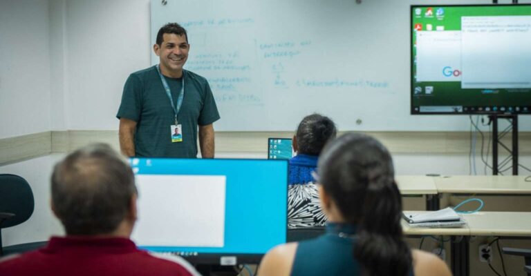 Cagece Capacita: matrículas para cursos gratuitos podem ser feitas neste sábado (4), em Fortaleza