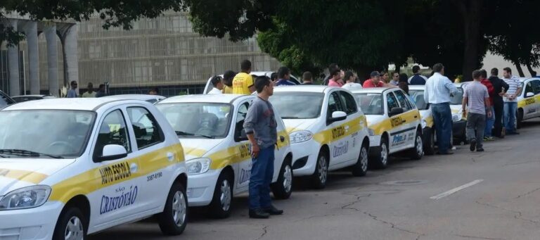 Sindicato aponta prejuízos em proposta do governo sobre fim da obrigatoriedade de autoescolas