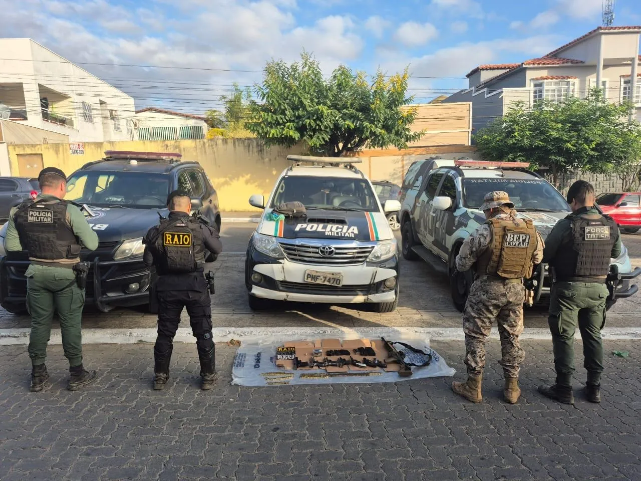 Sete pessoas morrem em confronto entre criminosos e policiais em Canindé, no Ceará