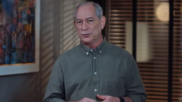 Presidente do PSDB no Ceará anuncia filiação de Ciro Gomes