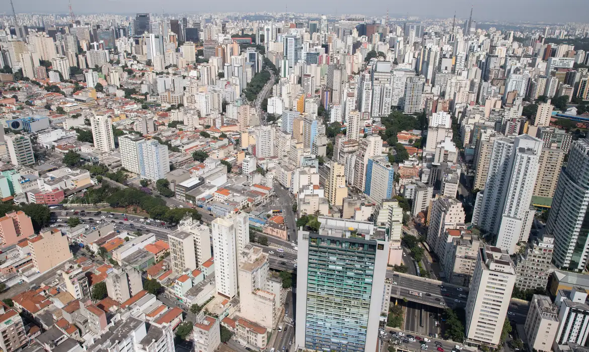 Caixa volta a financiar até 80% do valor do imóvel e amplia acesso à casa própria
