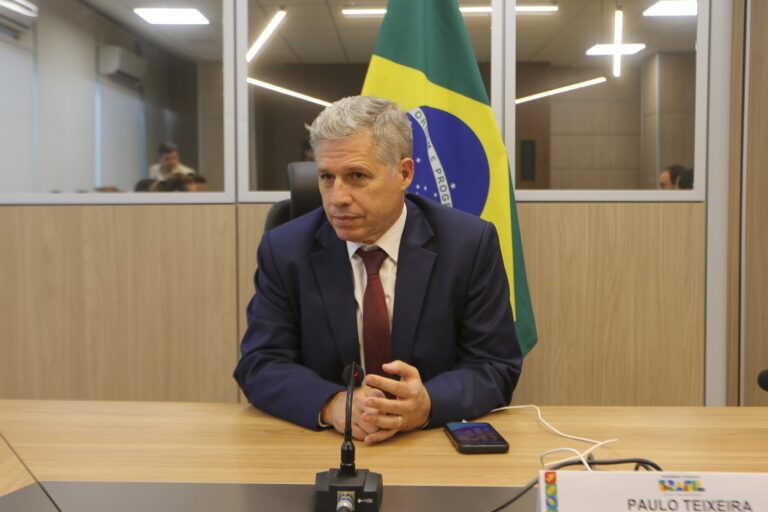 Paulo Teixeira, do MDA, aposta em redução de tarifas dos EUA ao Brasil