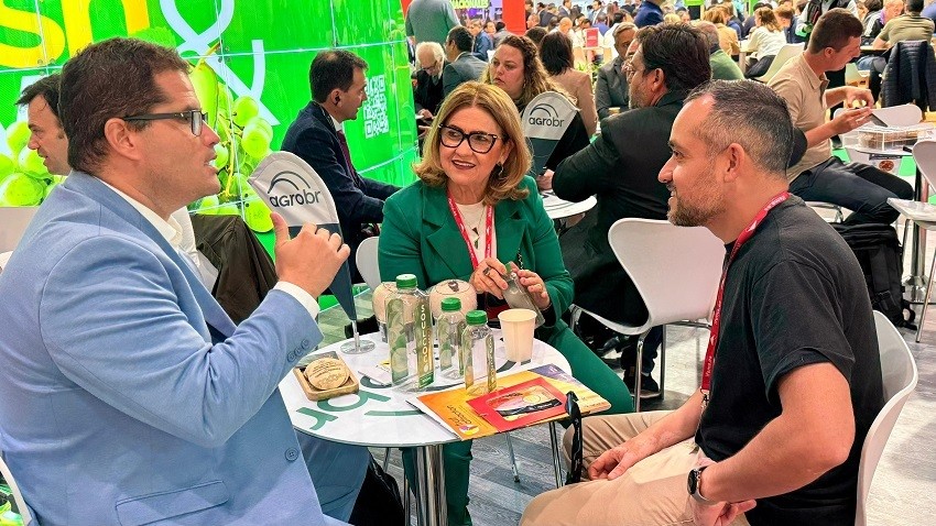 Programa prevê capacitar 3 mil pequenos e médios produtores para exportar alimentos