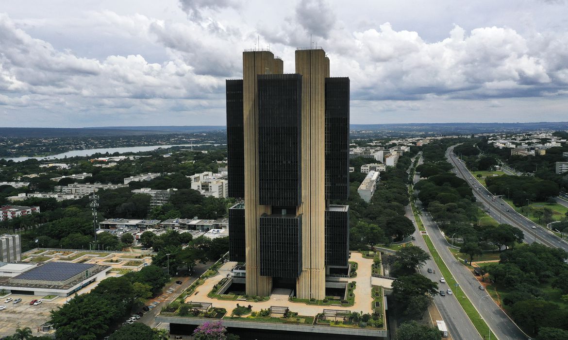 Banco Central passa a bloquear chaves Pix usadas em fraudes; saiba quando começa