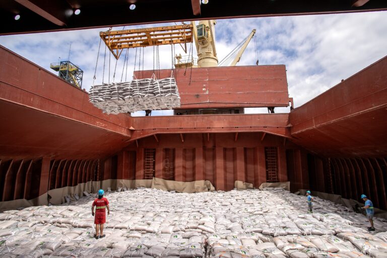 Exportações de açúcar aos EUA caíram mais de 80% após tarifaço