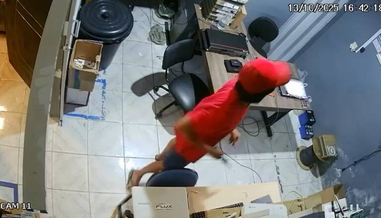 Criminosos invadem distribuidora em Fortaleza, mas fuga de funcionários frustra assalto; entenda