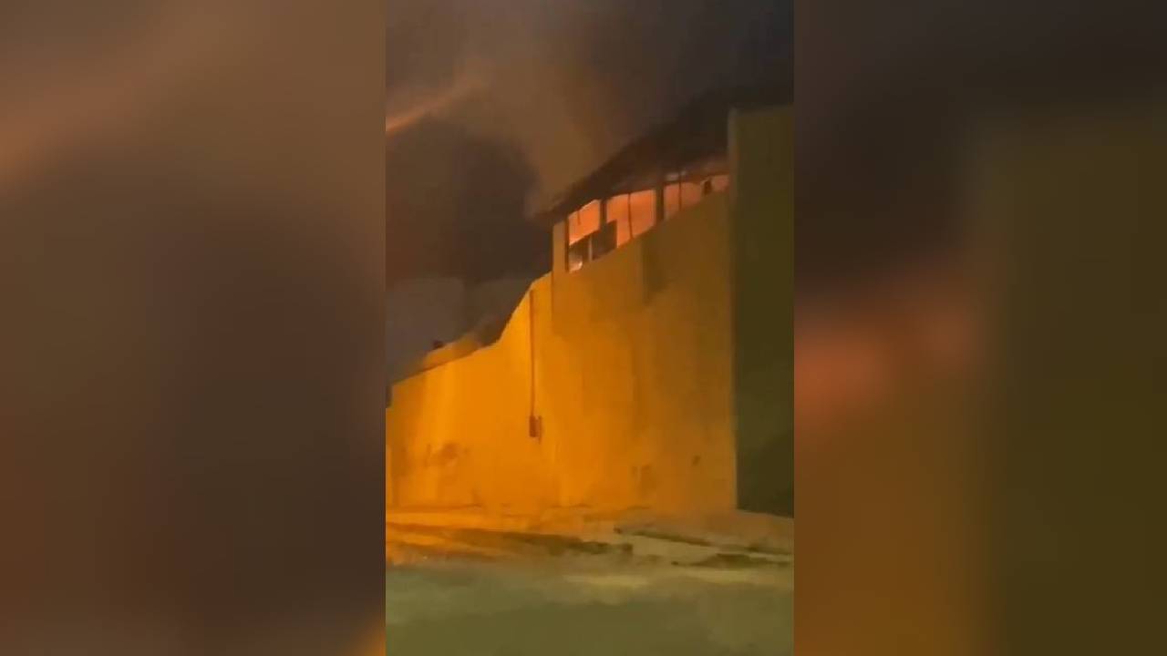 Detentos controlam princípio de incêndio dentro de cadeia pública de Quixadá, no Ceará