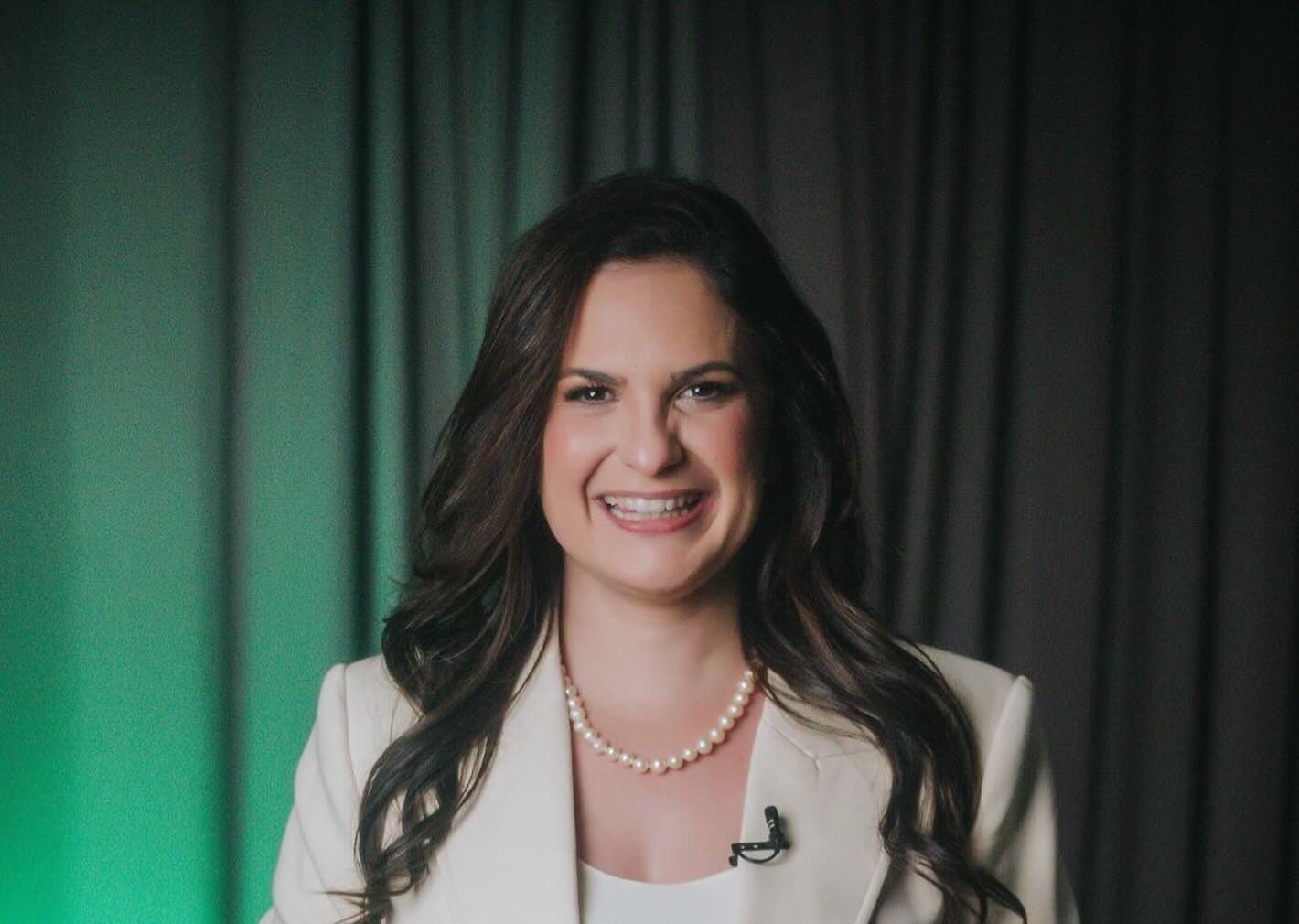 Elmano anuncia que Sâmia Farias segue como Defensora Pública-Geral do Ceará