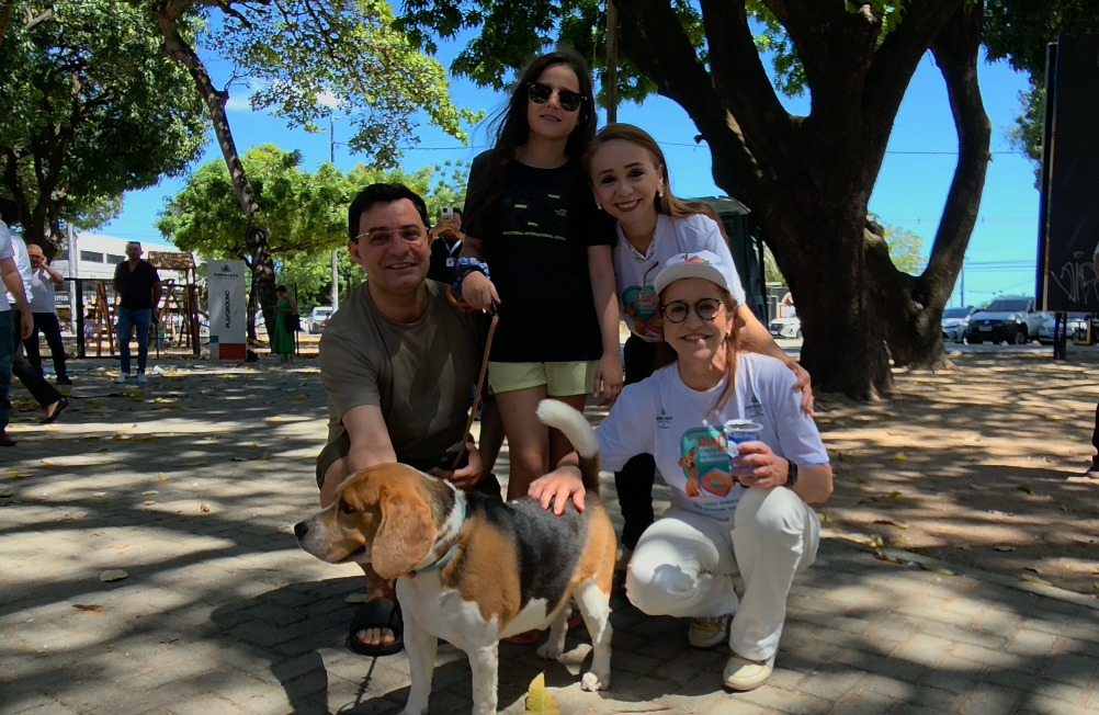 Começa em Fortaleza o primeiro Dia D da Campanha Antirrábica 2025 com vacinação de cães e gatos