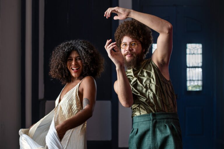 Espetáculo “Deu Match” reúne Josyara e Martins na Caixa Cultural Fortaleza