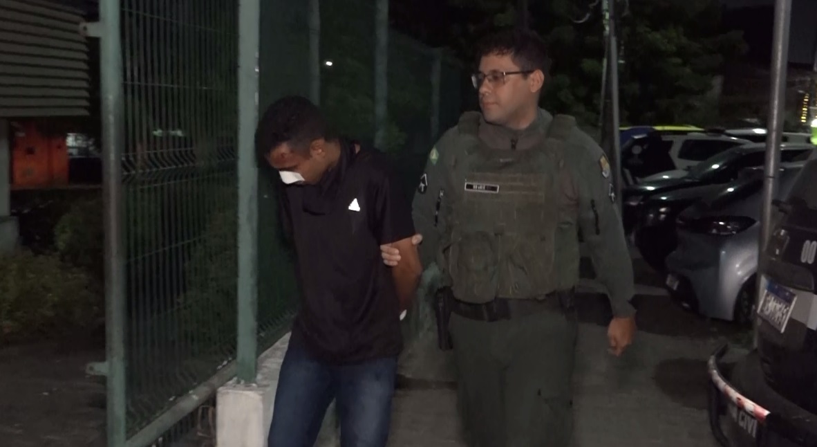 Homem tenta assaltar motorista por aplicativo e acaba sendo agredido por moradores em Fortaleza