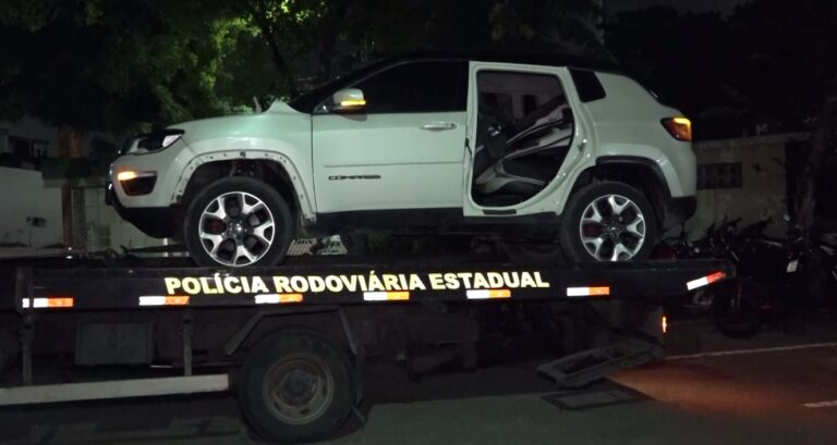 PMs encontram ponto de desmanche de carros de luxo em Fortaleza; um adolescente foi capturado