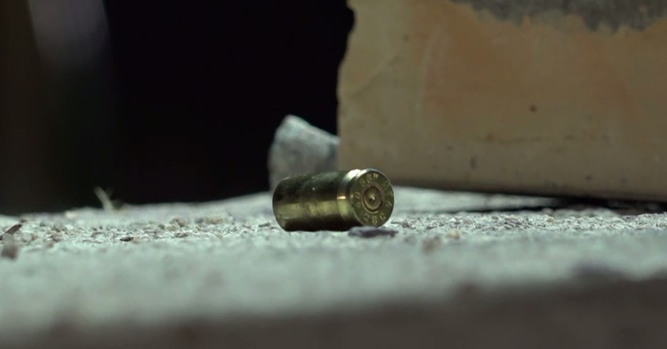 Jovem é morta a tiros na rua enquanto gravava vídeos para as redes sociais, em Fortaleza