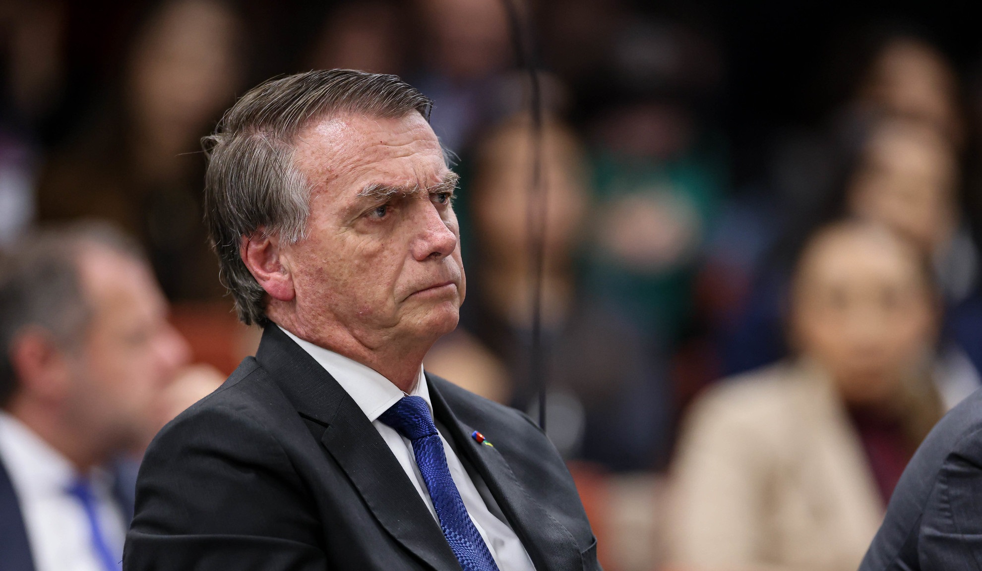 STF tem maioria para negar recurso de Bolsonaro e manter pena de 27 anos na trama