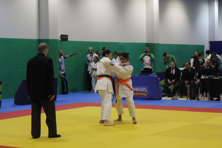 Delegação do Ceará conquista mais cinco medalhas no segundo dia de competição das Paralimpíadas Escolares