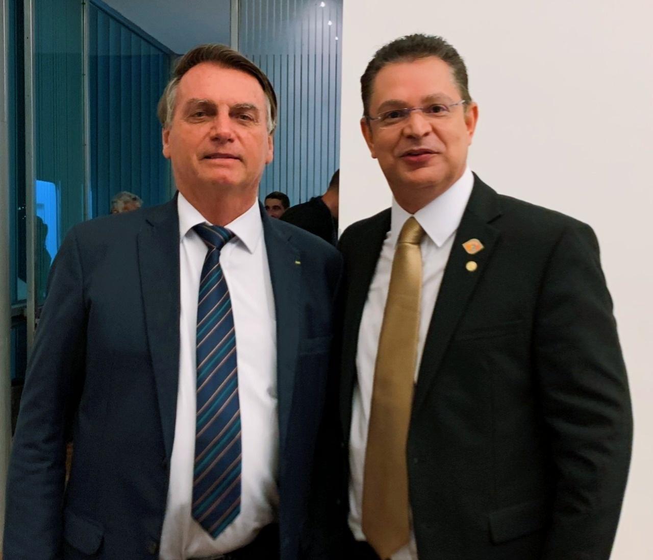 Aliados políticos de Bolsonaro reagem à prisão preventiva do ex-presidente
