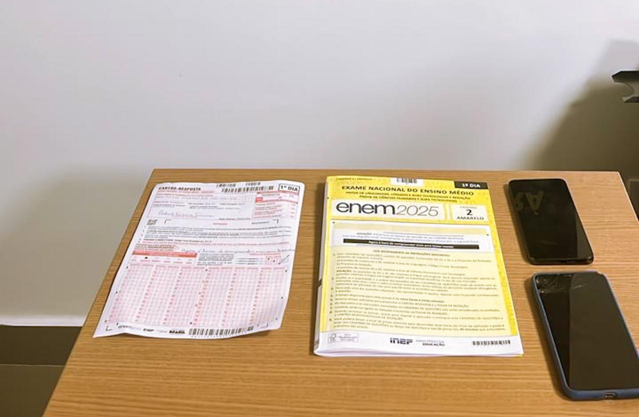 Candidato é preso em flagrante pela PF ao usar celular para fraudar Enem em Juazeiro do Norte