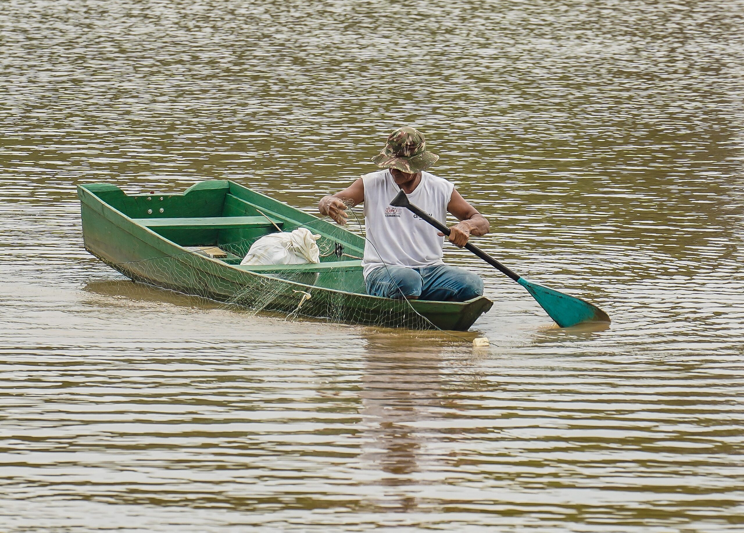 Ministério da Pesca suspende mais 35 mil licenças de pescadores