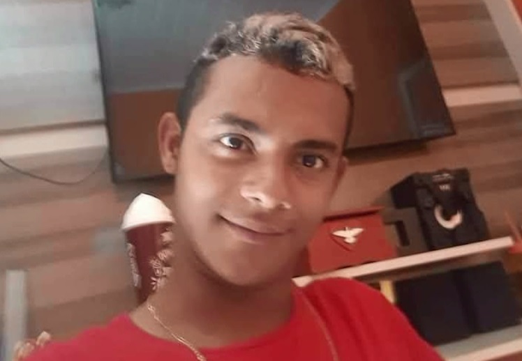 Travesti é morta a tiros após ser atraída a cemitério em Sobral, no Ceará