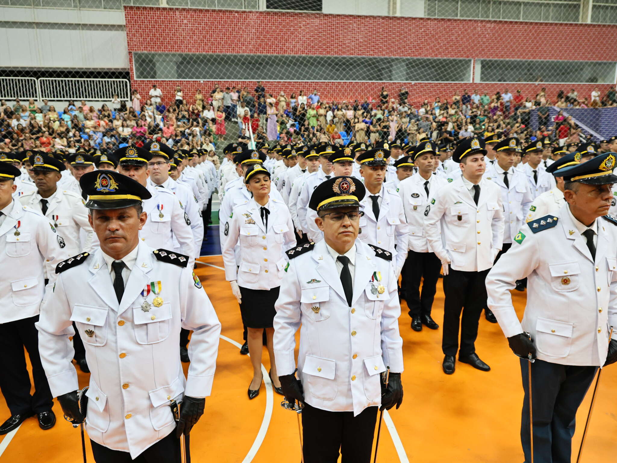 Mais de 8 mil promoções nas forças de segurança do Ceará foram realizadas desde 2023, afirma Elmano