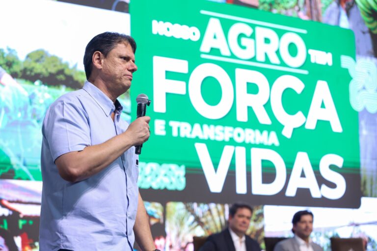 Tarcísio de Freitas sobe o tom contra ‘invasões de terra’ em São Paulo