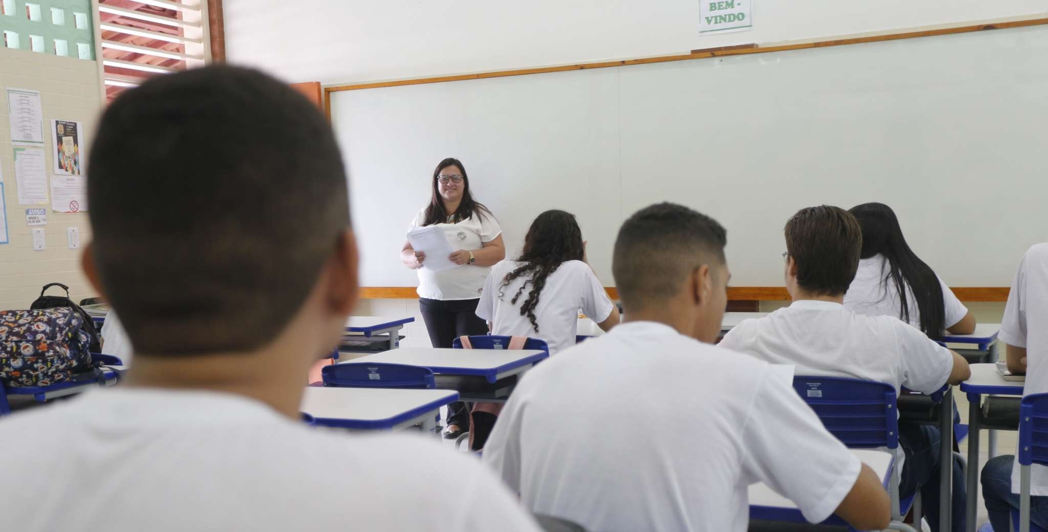 Elmano anuncia pagamento do reajuste de 5,4% para professores no Ceará