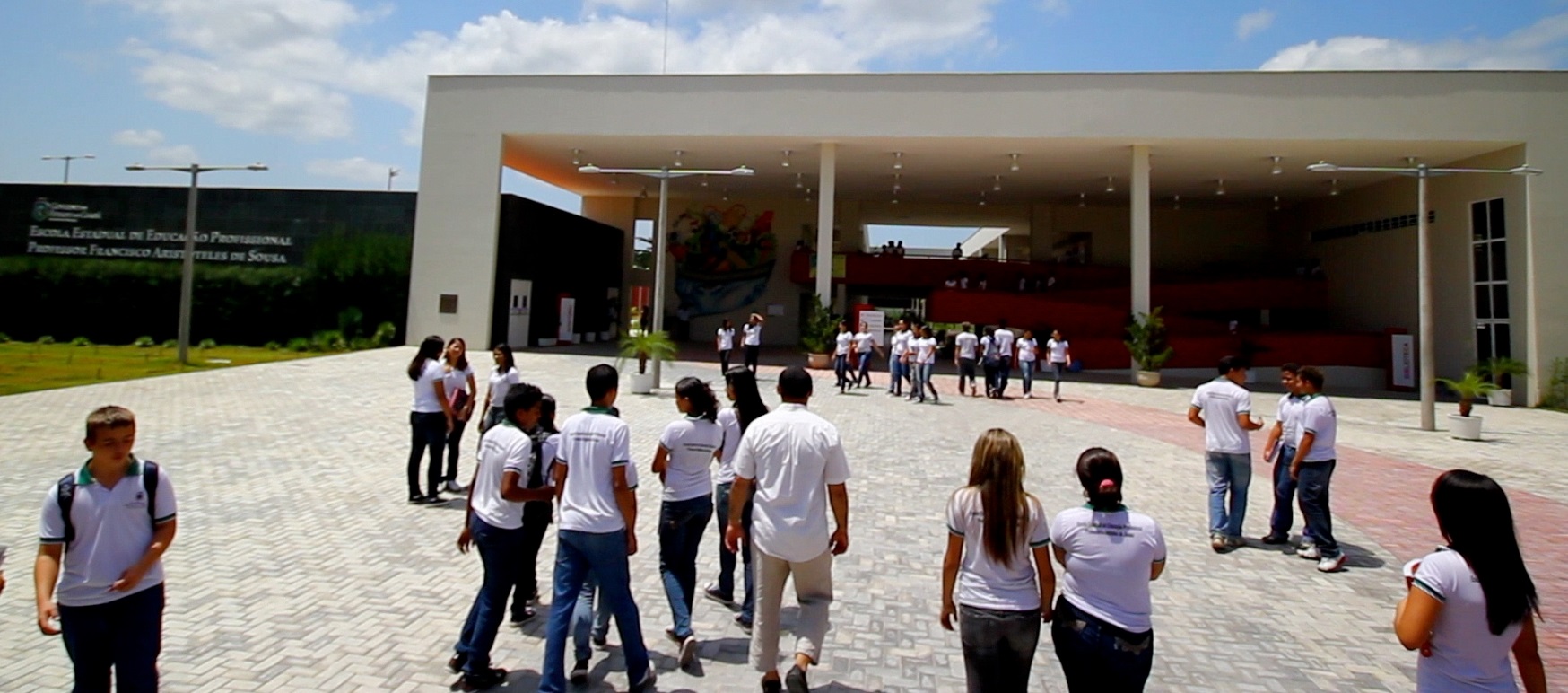 Matrículas para escolas da rede estadual no interior do Ceará já estão abertas