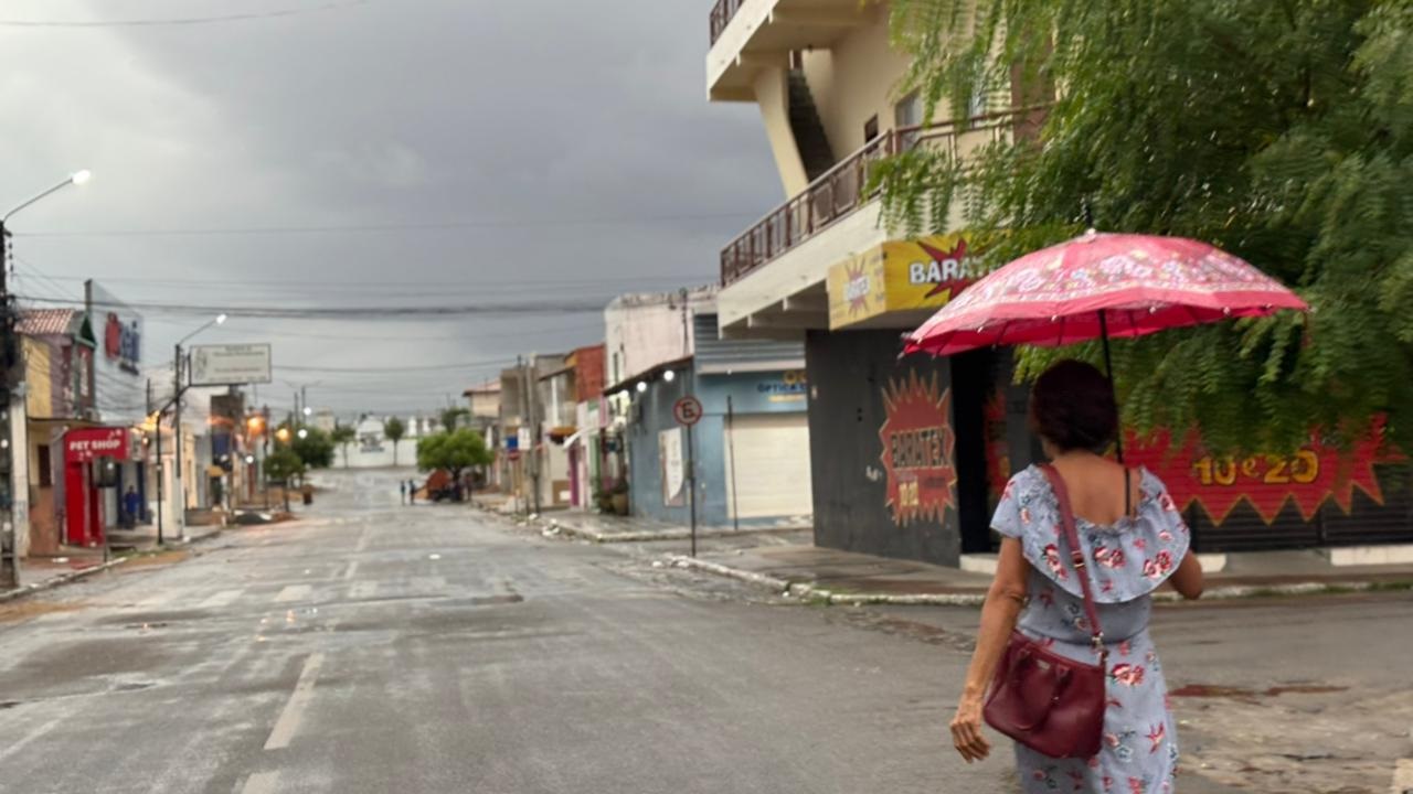 Ceará registra chuva em ao menos 37 municípios nesta quinta-feira (15)