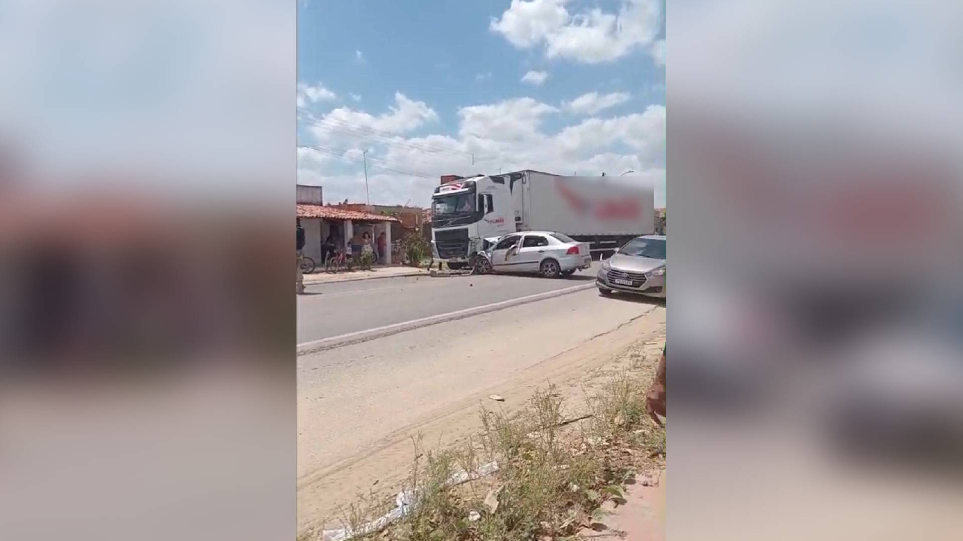 Policial da reserva morre em acidente após ultrapassagem proibida na BR-222 em Caucaia