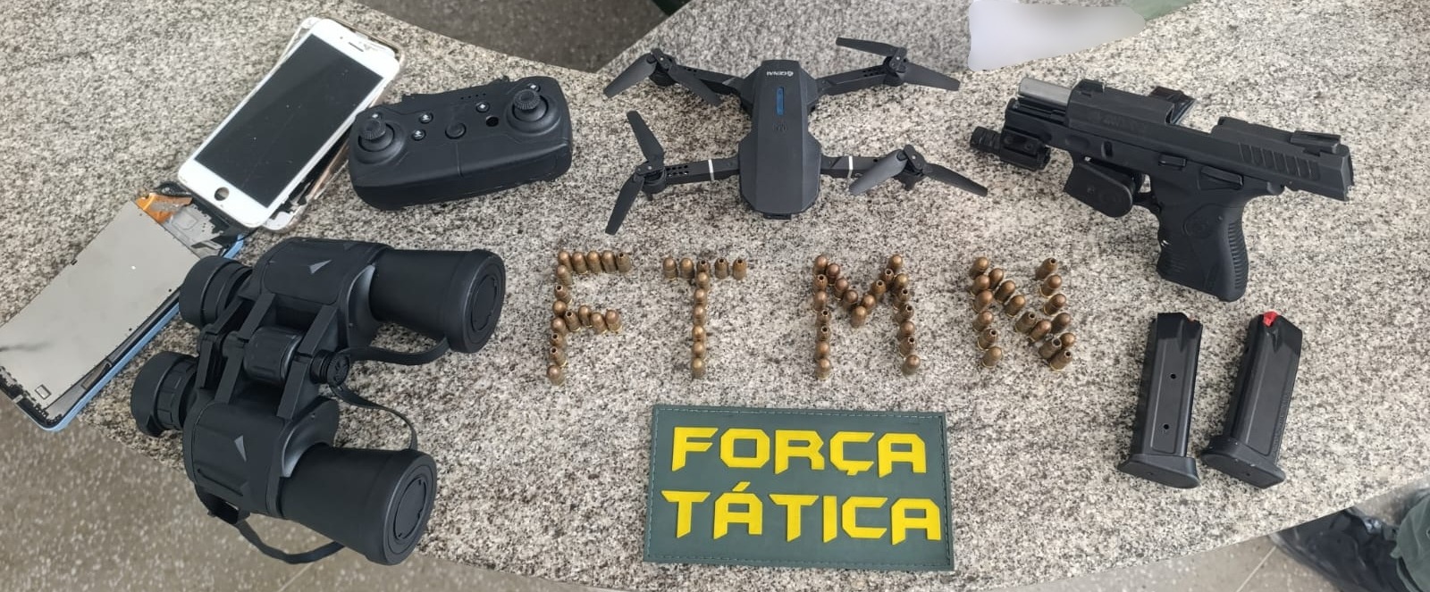 Foragido da Justiça por homicídio é preso com arma e drone em Morada Nova, no Ceará