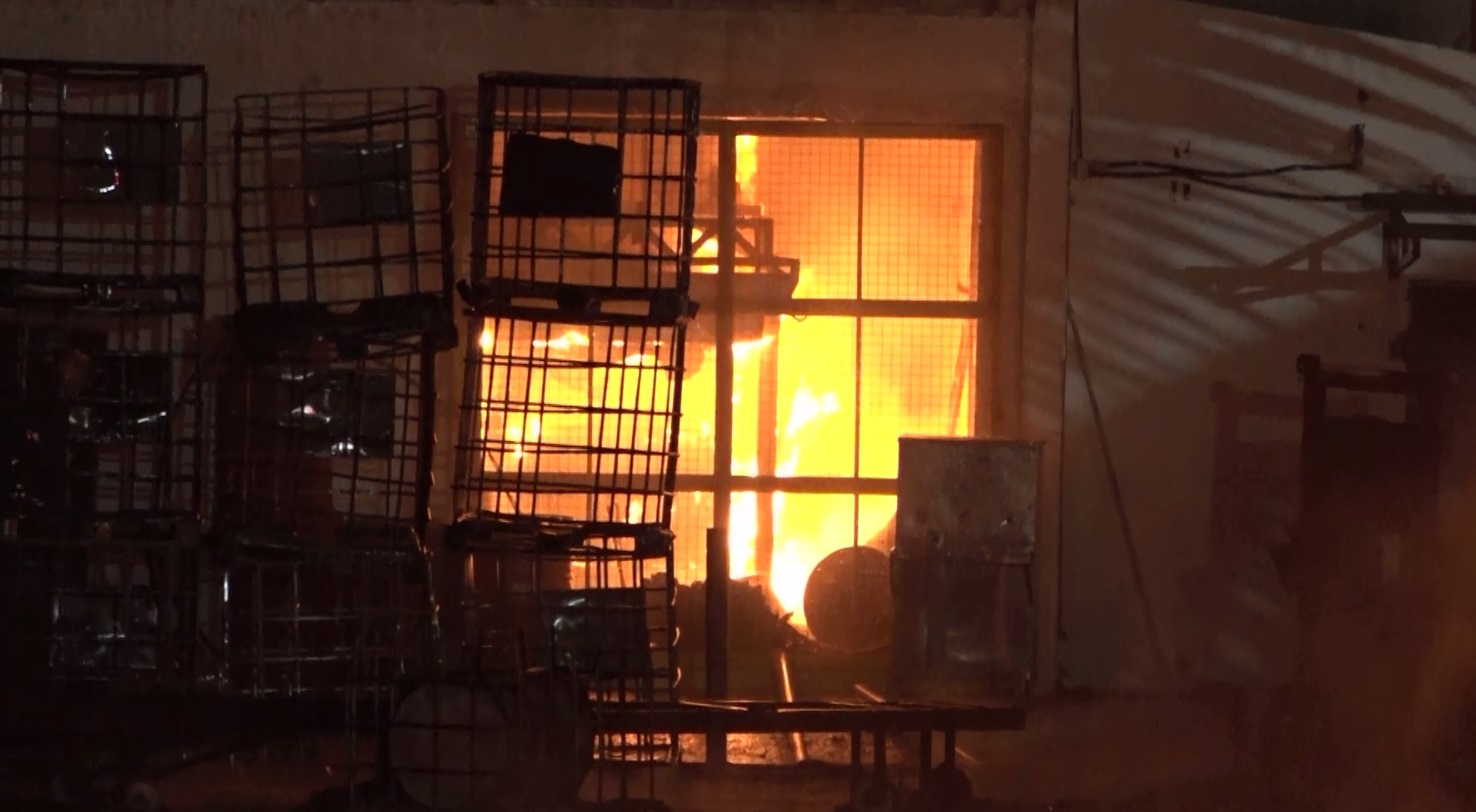 Incêndio atinge fábrica de colchões no Ceará pela segunda vez em menos de 10 dias