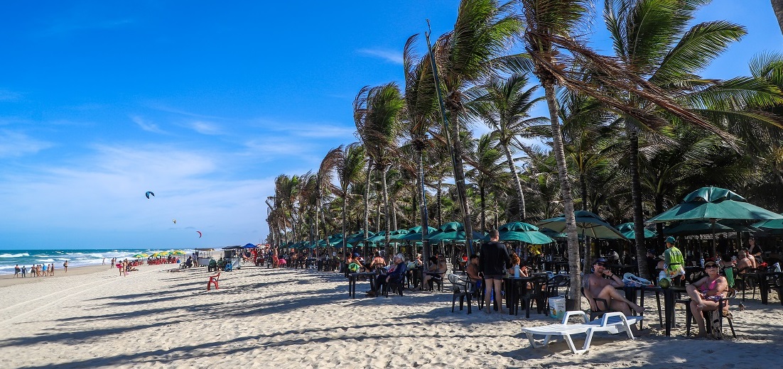 Elmano diz que acordo de solução para barracas da Praia do Futuro está "muito perto" de ser assinado