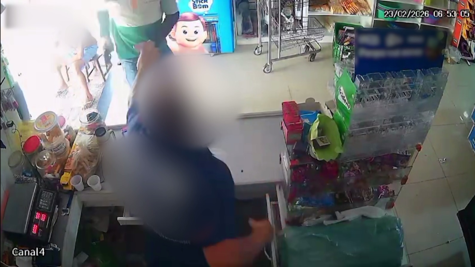 Comerciante é baleado no próprio estabelecimento por não pagar taxa a facção no Ceará