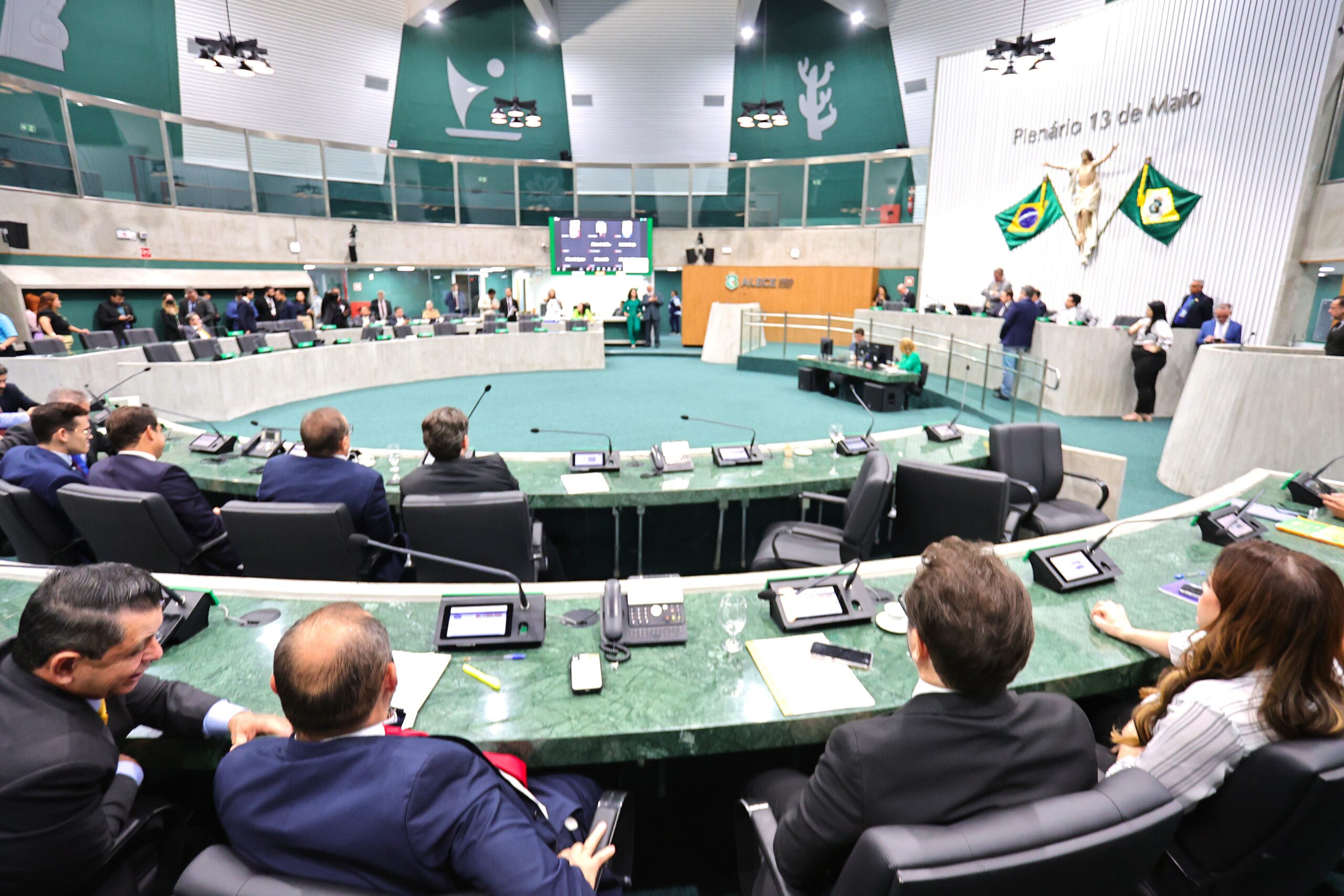 Assembleia Legislativa do Ceará retoma os trabalhos no plenário nesta segunda-feira (2)