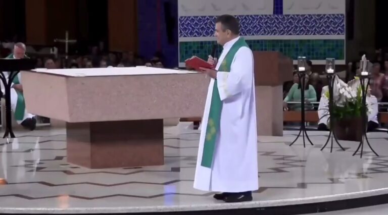 Padre Ferdinando Mancílio viraliza ao criticar marcha de Nikolas Ferreira