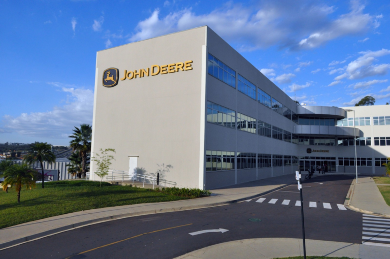 John Deere compra ativos de plantio mecanizado de árvores da Risutec Oy