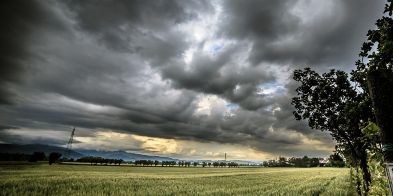 Chuvas diminuem e temperaturas caem na sexta-feira; veja previsão