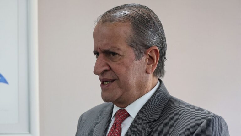 Oposição ao Governo Lula diz que vai “dar a vida” para que o fim da escala 6×1 não seja aprovado