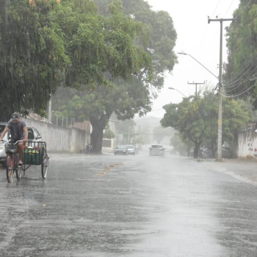 Ceará registra chuvas e queda nas temperaturas no último fim de semana da quadra chuvosa