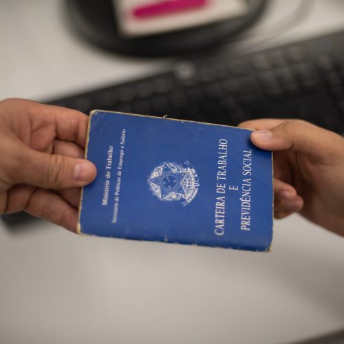 Alta estação: Ceará deve gerar mais de 1,3 mil empregos temporários em julho