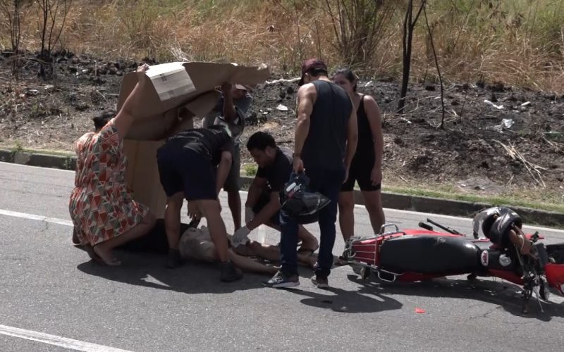 Pai e filho morrem em acidente em Fortaleza; mãe e dois filhos ficaram feridos