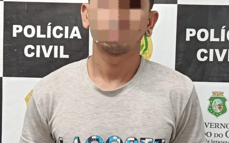 Homem é preso pela polícia após adulterar placa de moto em Cascavel, no Ceará