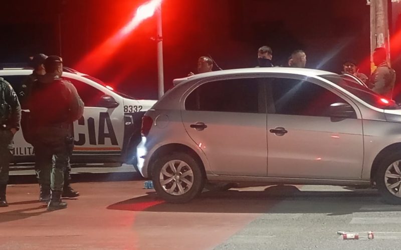 Polícia aborda carro e prende indivíduos que fariam ataque a tiros no Vicente Pinzón, em Fortaleza
