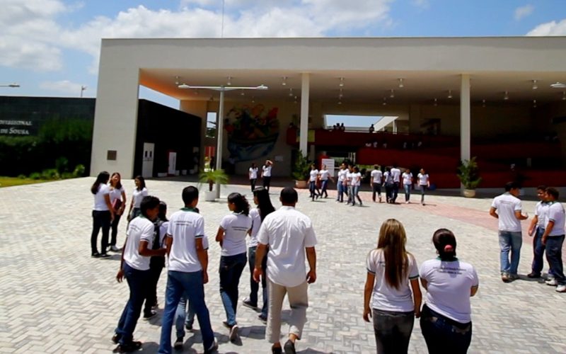 Matrículas para escolas da rede estadual no interior do Ceará já estão abertas