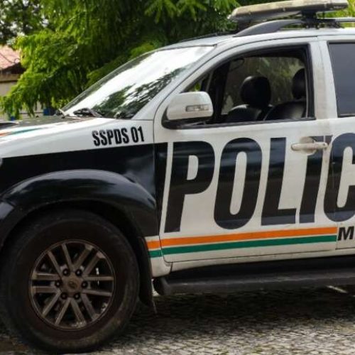 Homem e adolescente são capturados por expulsarem moradores de comunidade em Fortaleza