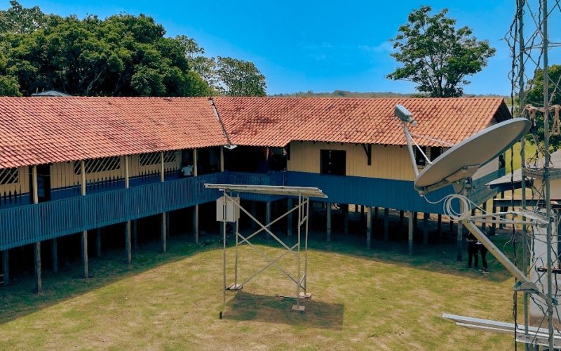 Investimento de R$ 1,3 bilhão leva internet e energia solar a escolas remotas do país