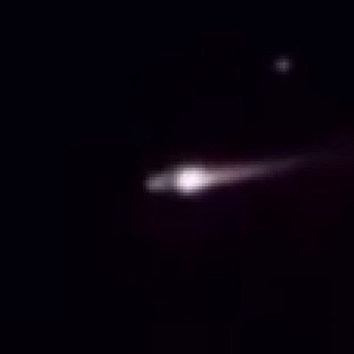 Moradores avistam objeto misterioso no céu de Jericoacoara, no litoral do Ceará